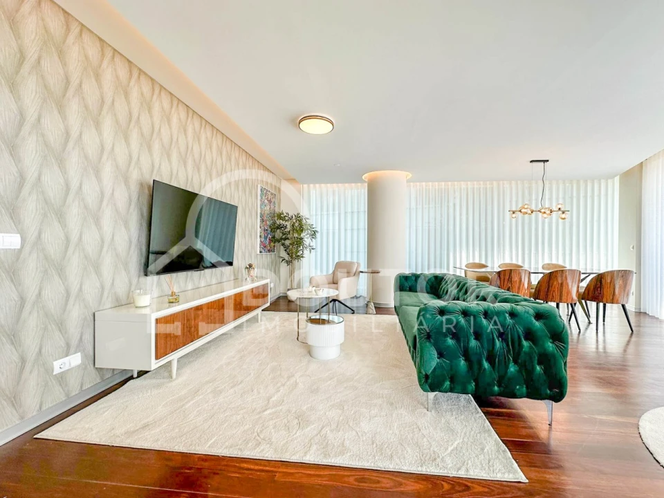 Apartamento T4 para Venda em Funchal (Se) Foto 2