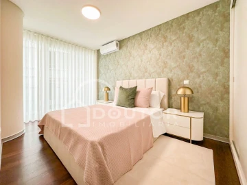Apartamento T4 para Venda em Funchal (Se)
