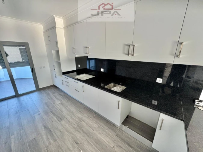 Moradia T3 para Venda em Castro Marim Foto 4