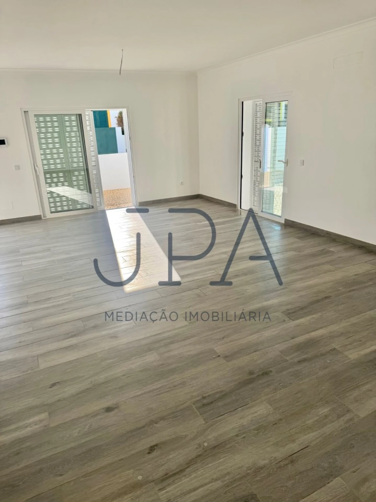 Moradia T4 para Venda em Altura Foto 8