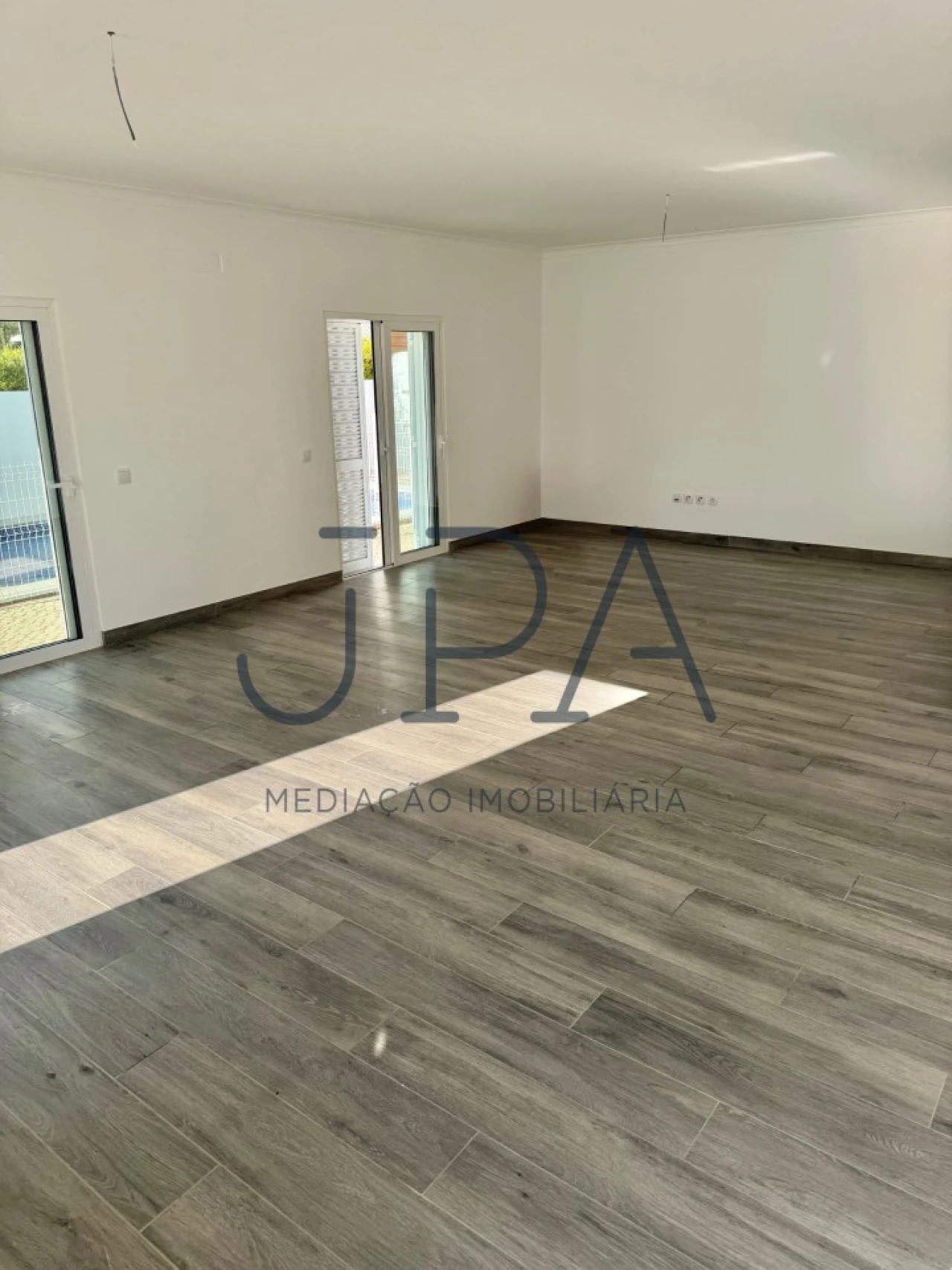 Moradia T4 para Venda em Altura Foto 10