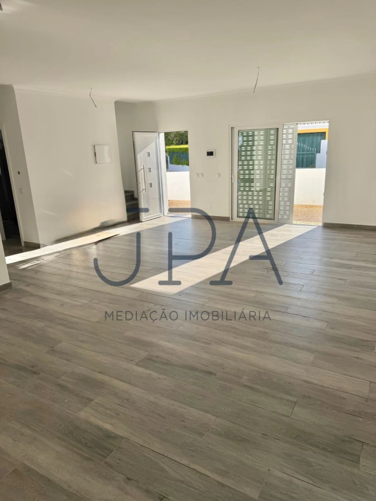 Moradia T4 para Venda em Altura Foto 9