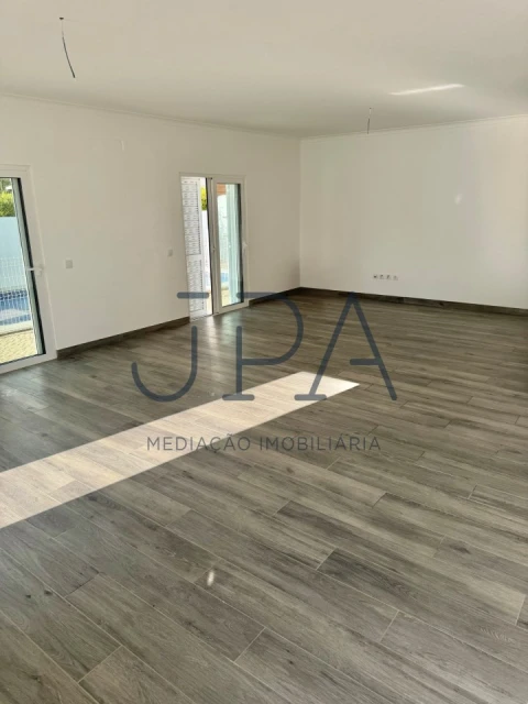Moradia T4 para Venda em Altura