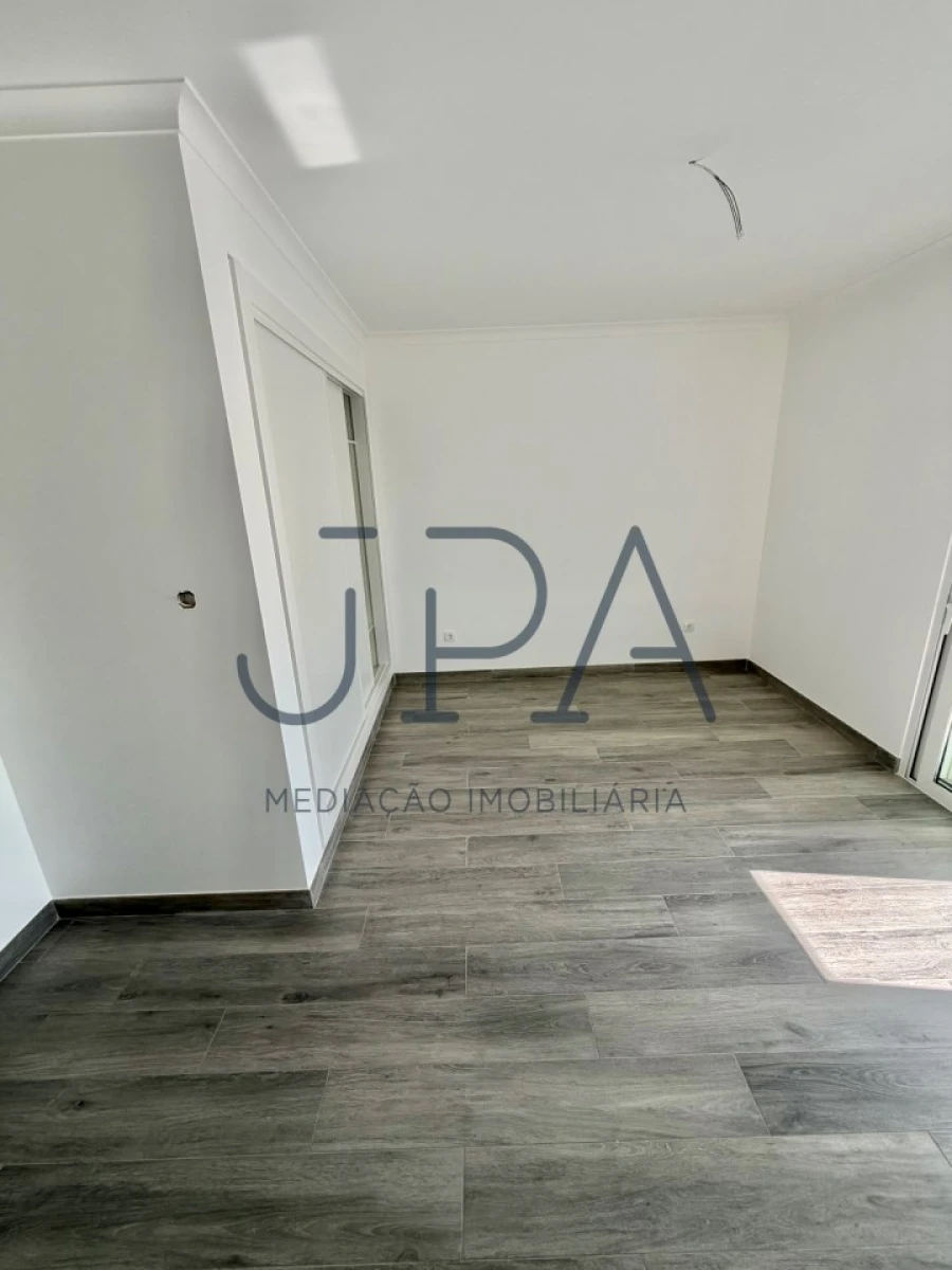 Moradia T4 para Venda em Altura Foto 28