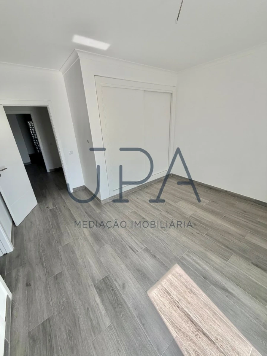 Moradia T4 para Venda em Altura Foto 29