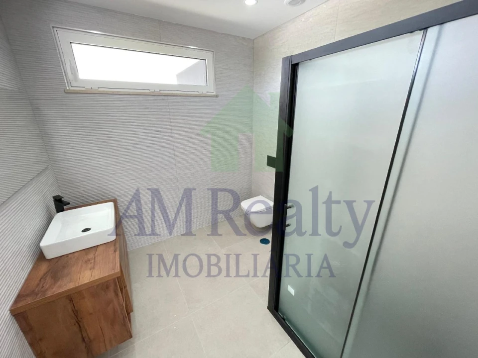 Moradia T4 para Venda em Lourinhã e Atalaia Foto 16