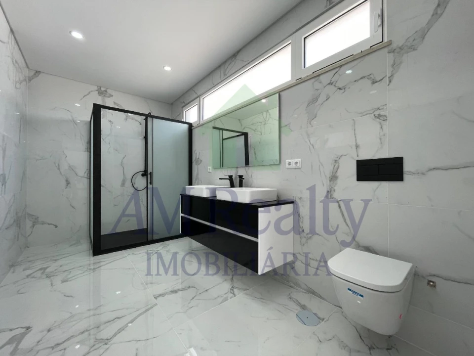 Moradia T4 para Venda em Lourinhã e Atalaia Foto 27