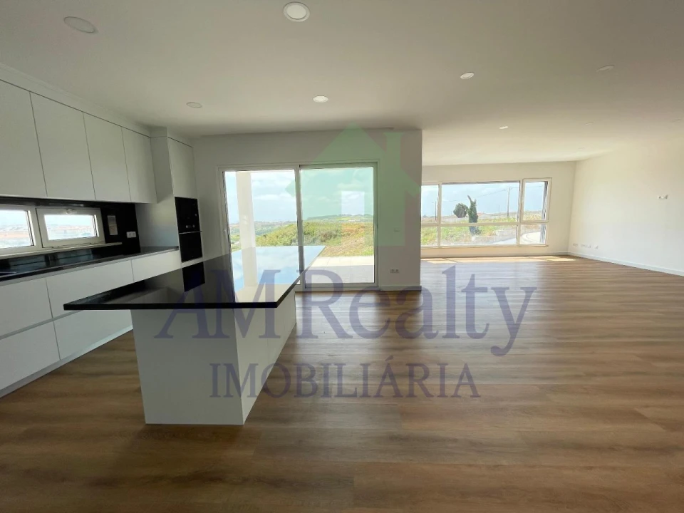 Moradia T4 para Venda em Lourinhã e Atalaia Foto 36