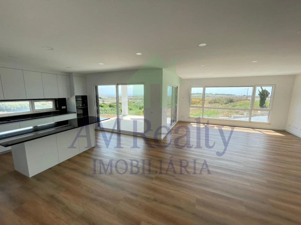 Moradia T4 para Venda em Lourinhã e Atalaia Foto 37