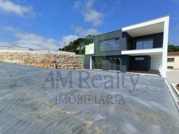 Moradia T4 para Venda em Lourinhã e Atalaia