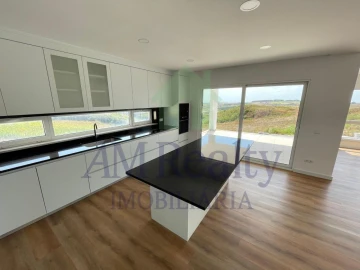 Moradia T4 para Venda em Lourinhã e Atalaia