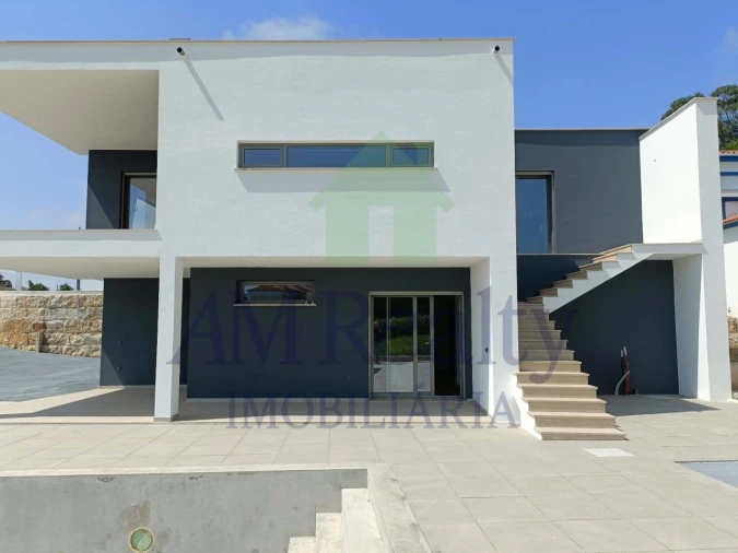 Moradia T4 para Venda em Lourinhã e Atalaia Foto 2