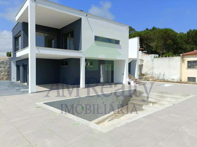 Moradia T4 para Venda em Lourinhã e Atalaia Foto 4