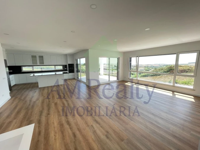 Moradia T4 para Venda em Lourinhã e Atalaia Foto 46