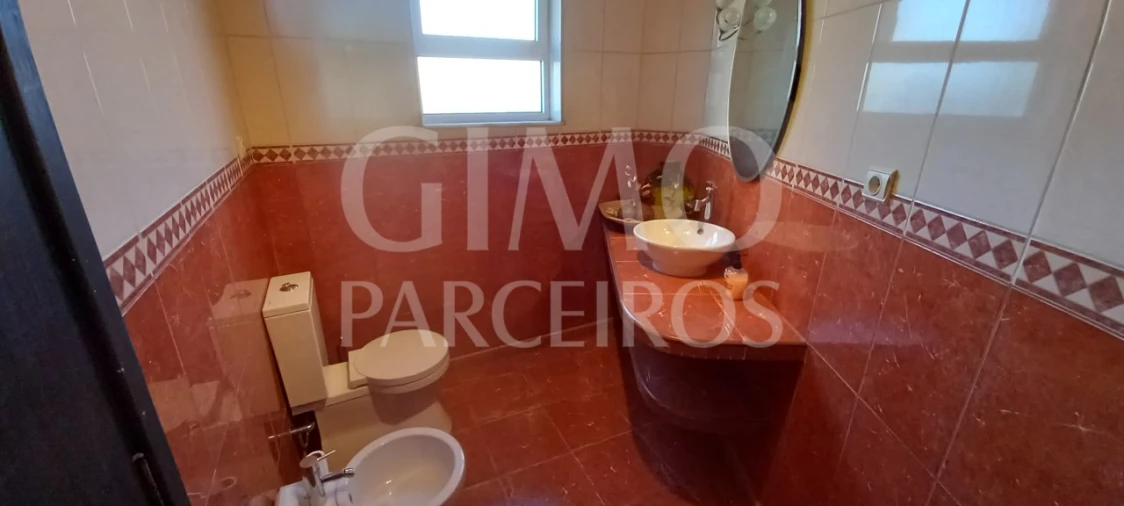 Moradia T7 para Venda em Sangalhos Foto 14