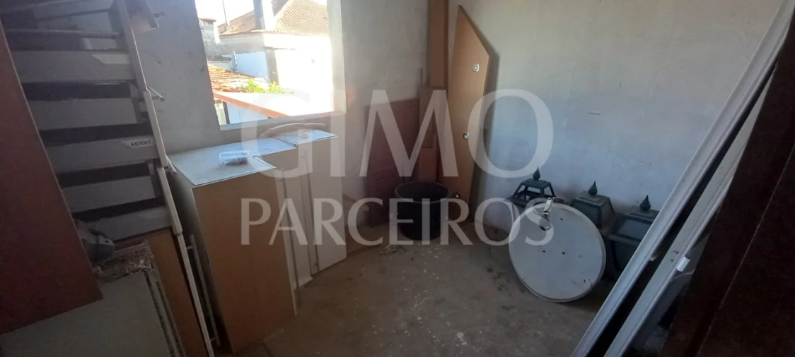 Moradia T7 para Venda em Sangalhos Foto 86