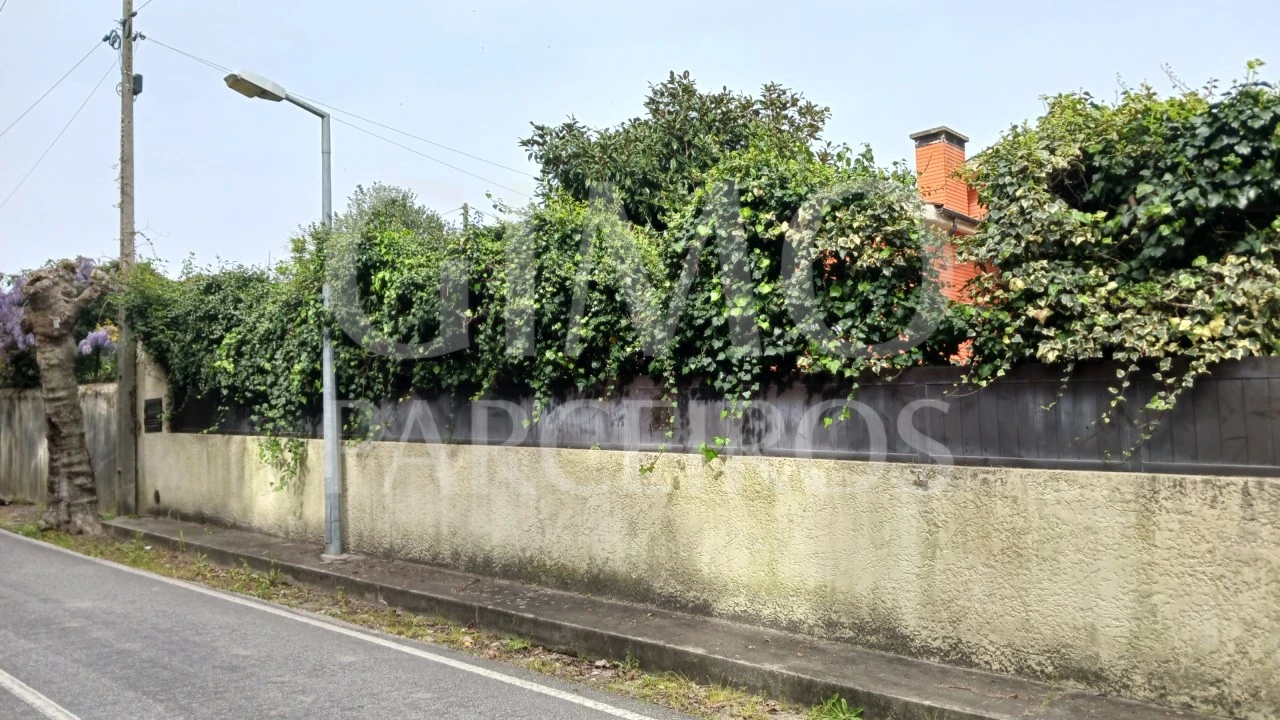 Moradia T5 para Venda em Tamengos, Aguim e Óis do Bairro Foto 5