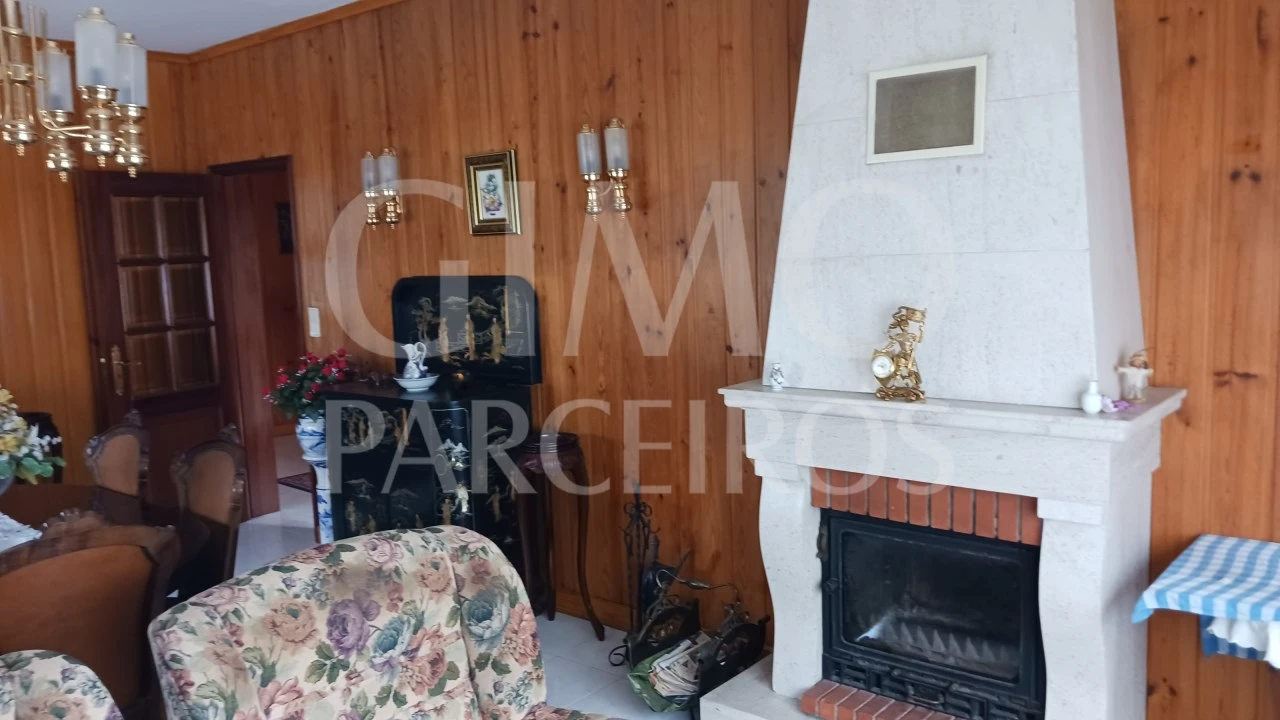 Moradia T5 para Venda em Tamengos, Aguim e Óis do Bairro Foto 23