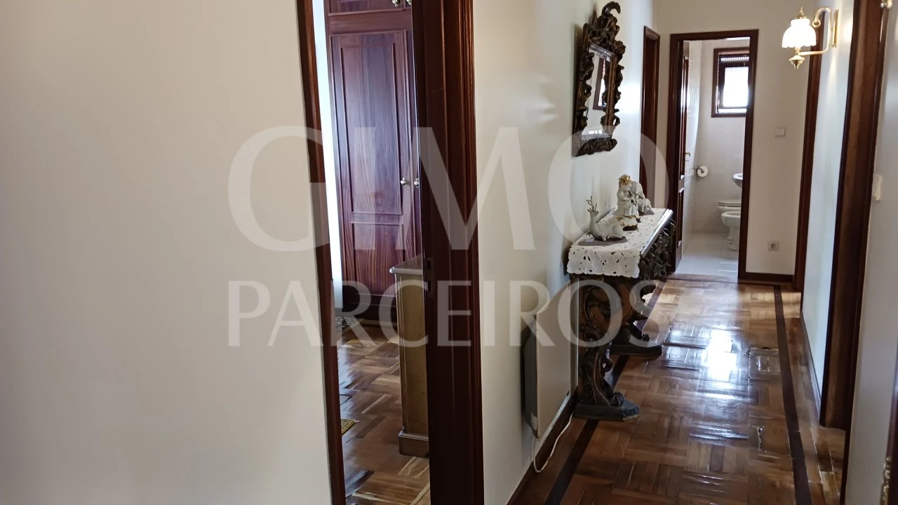 Moradia T5 para Venda em Tamengos, Aguim e Óis do Bairro Foto 27