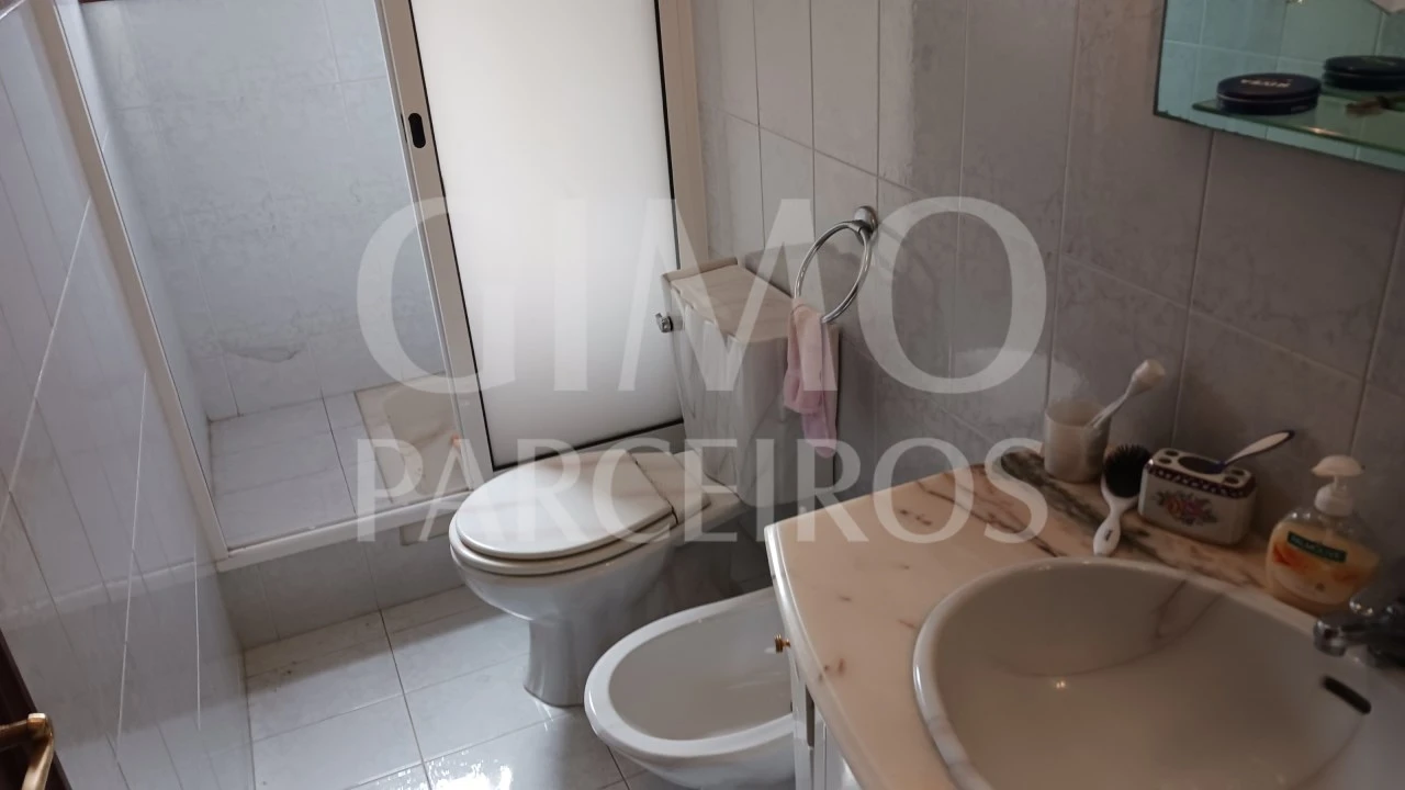 Moradia T5 para Venda em Tamengos, Aguim e Óis do Bairro Foto 44