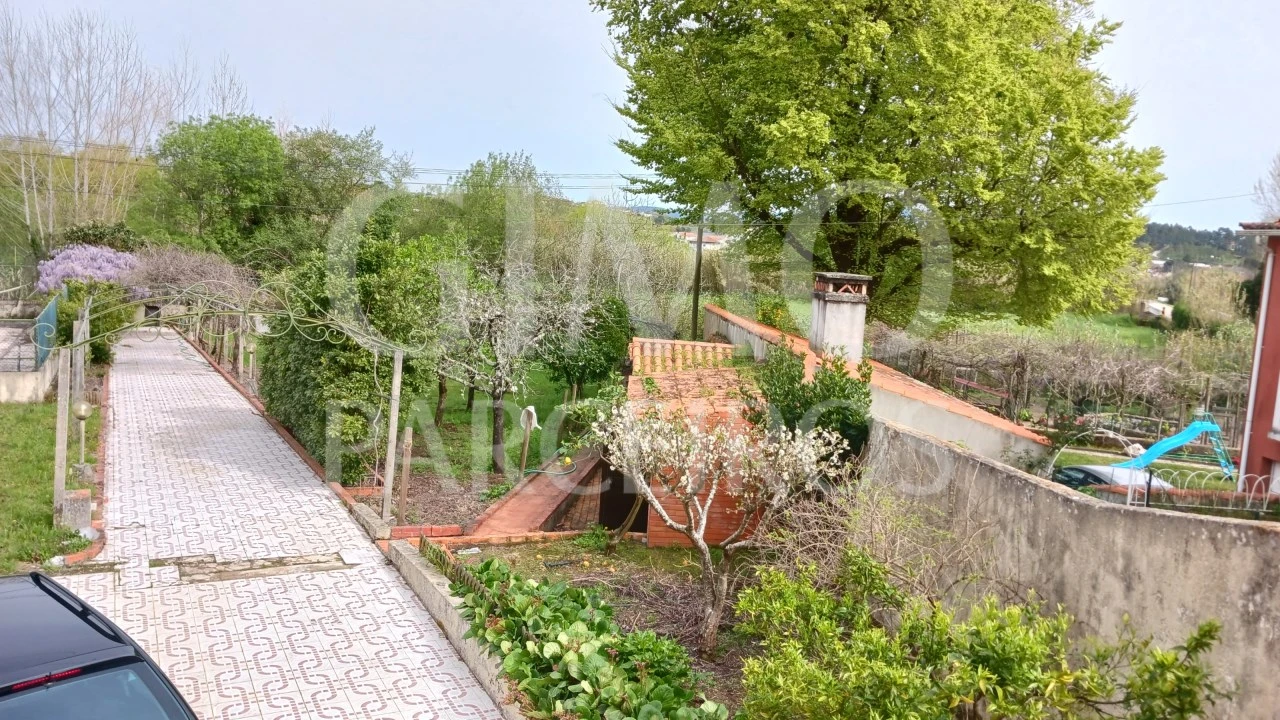 Moradia T5 para Venda em Tamengos, Aguim e Óis do Bairro Foto 59