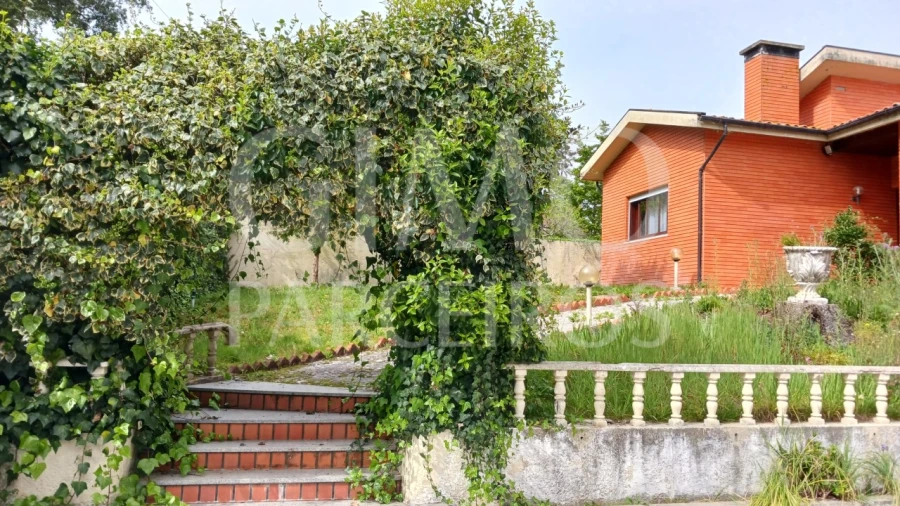 Moradia T5 para Venda em Tamengos, Aguim e Óis do Bairro Foto 2