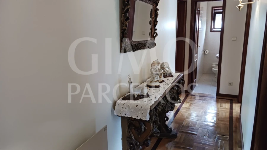 Moradia T5 para Venda em Tamengos, Aguim e Óis do Bairro Foto 28