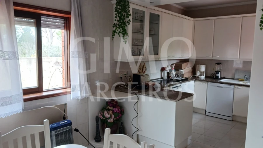 Moradia T5 para Venda em Tamengos, Aguim e Óis do Bairro Foto 55