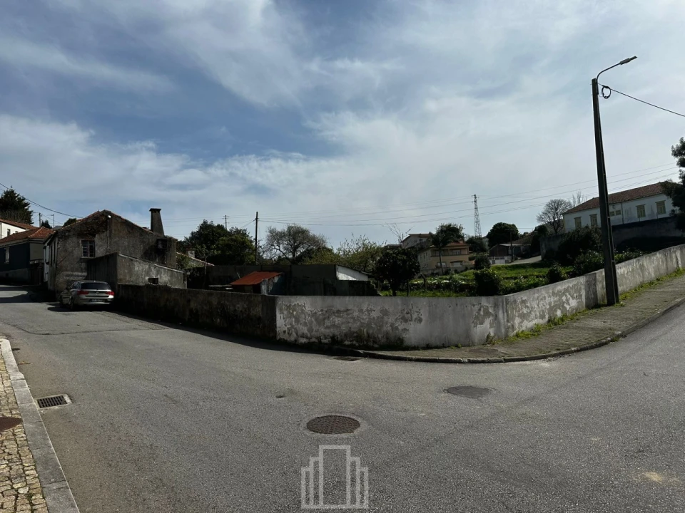 Armazém para Venda em Esmoriz Foto 1