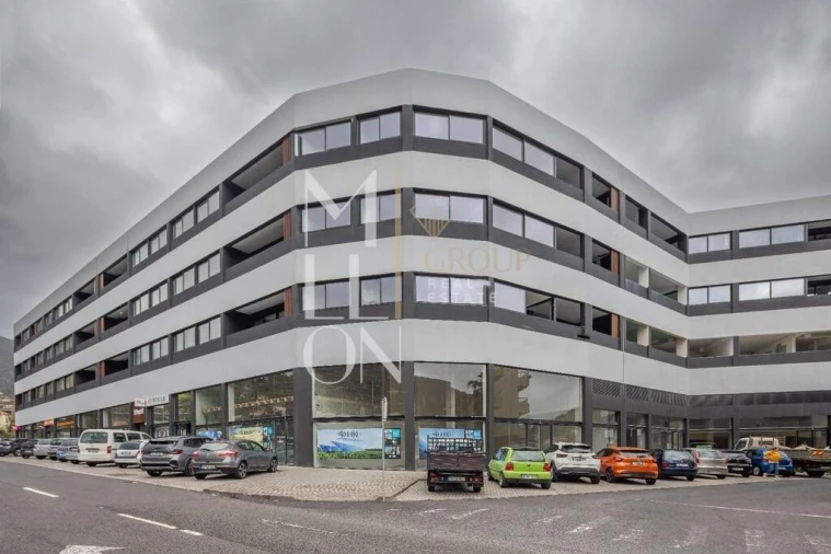 Loja para Venda em Machico