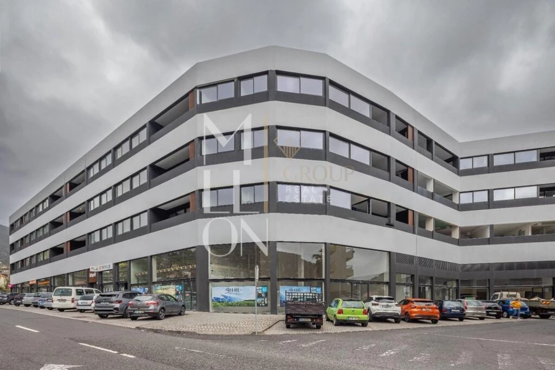 Loja para Venda em Machico Foto 1