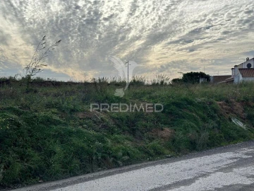 Terreno para Venda em Romeira e Várzea