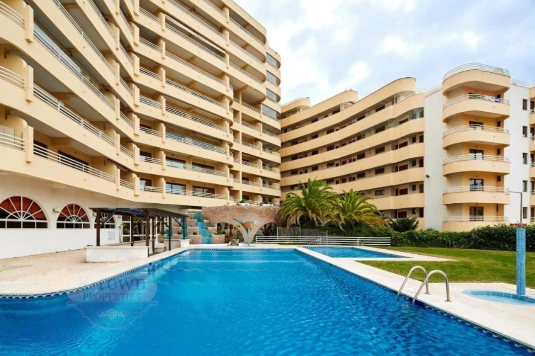 Apartamento T1 para Venda em Quarteira Foto 1