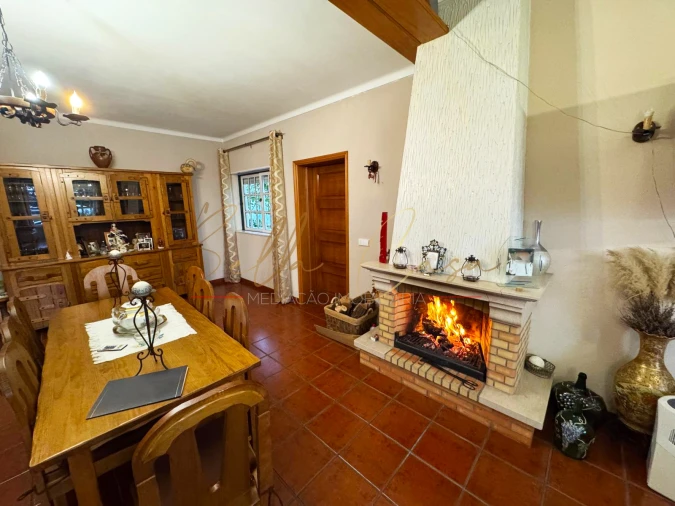 Moradia T3 para Venda em Oliveira do Bairro Foto 1