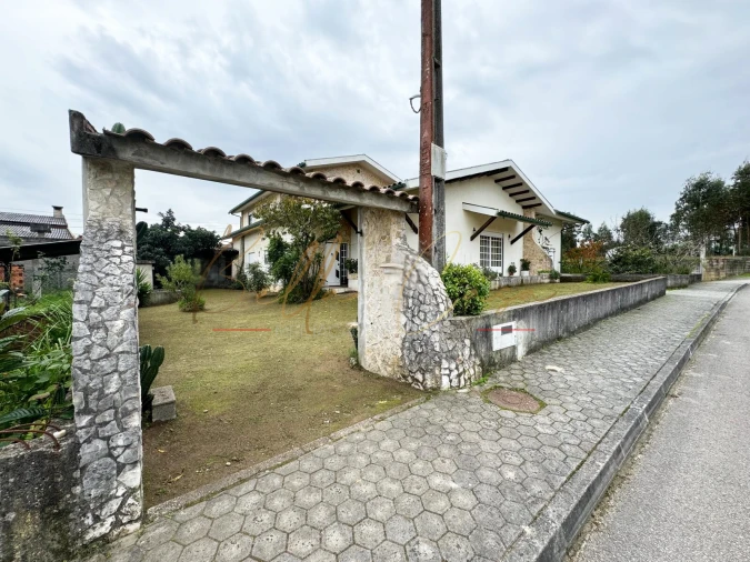 Moradia T3 para Venda em Oliveira do Bairro Foto 27