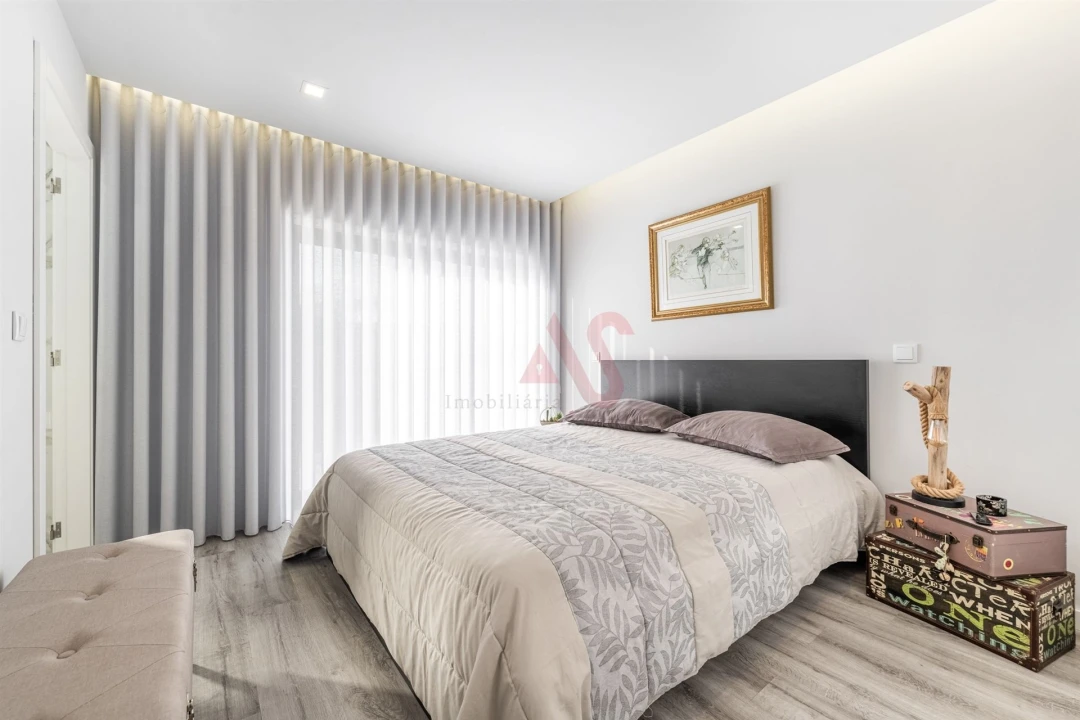 Moradia T3 para Venda em Vila Verde e Barbudo Foto 14