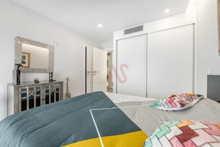 Moradia T3 para Venda em Vila Verde e Barbudo Foto 13