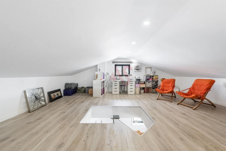 Moradia T3 para Venda em Vila Verde e Barbudo Foto 18