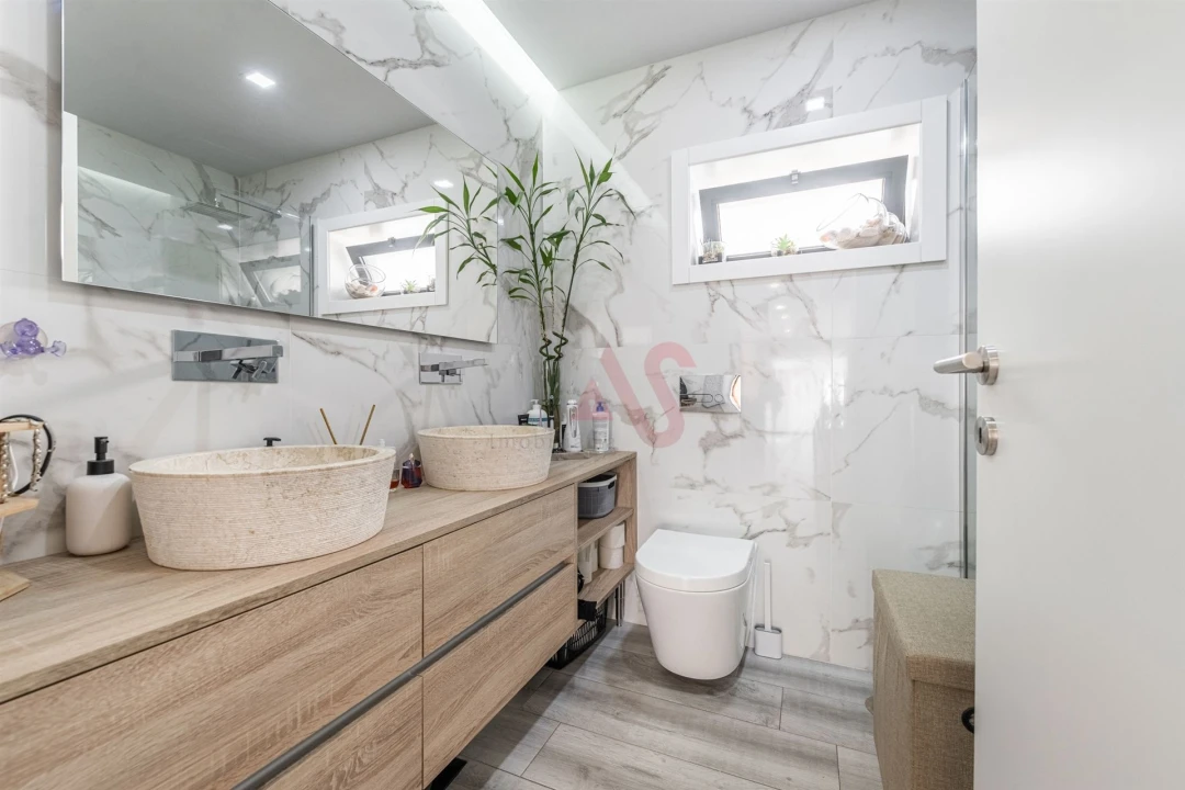 Moradia T3 para Venda em Vila Verde e Barbudo Foto 11