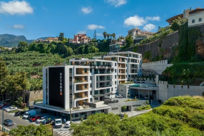 Apartamento T6 para Venda em Funchal (São Pedro)