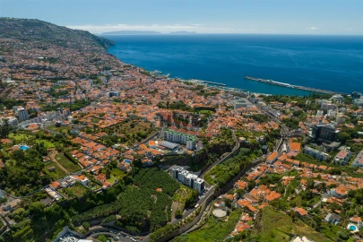 Apartamento T6 para Venda em Funchal (São Pedro)