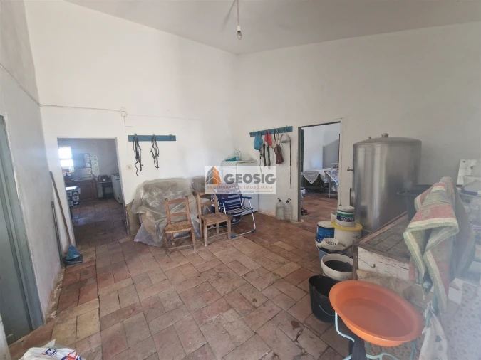 Moradia T2 para Venda em São Barnabe Foto 8