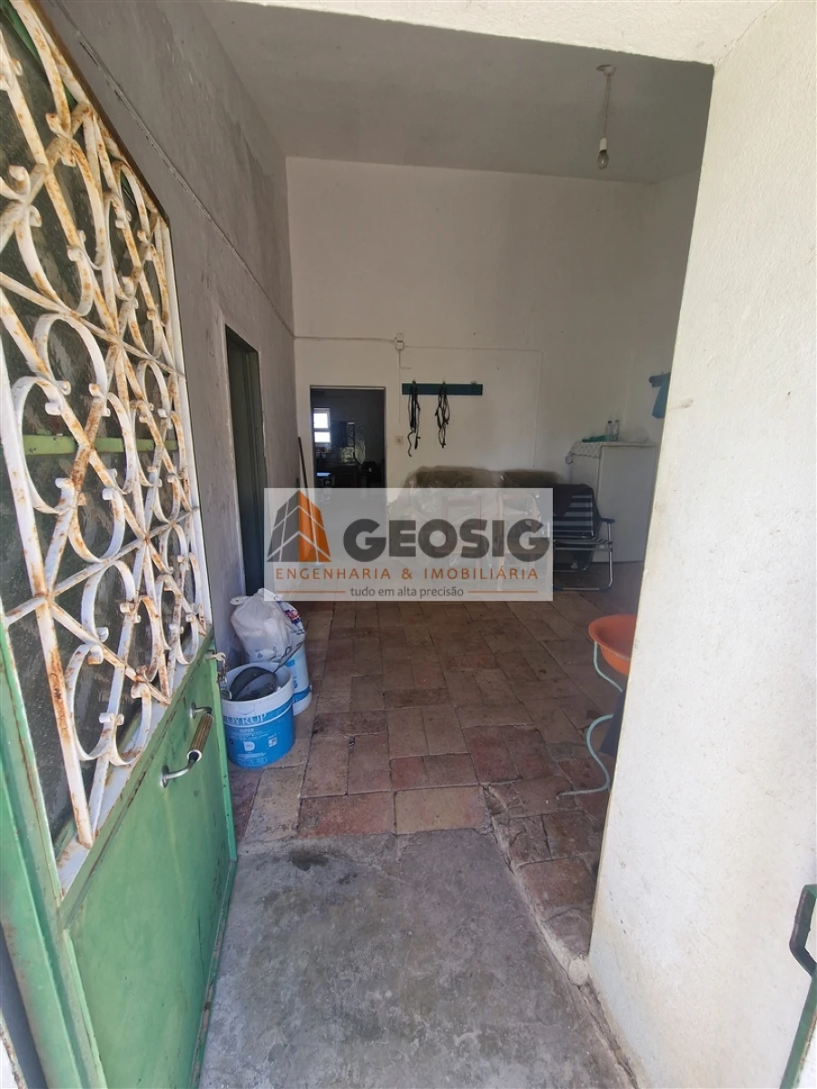 Moradia T2 para Venda em São Barnabe Foto 7