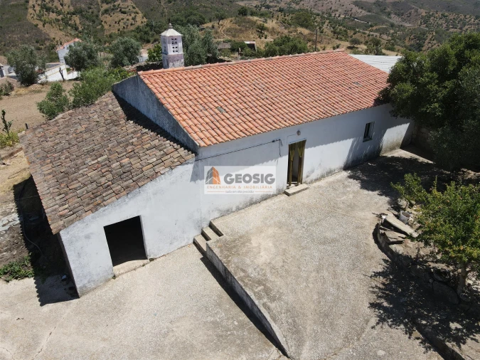 Moradia T2 para Venda em São Barnabe Foto 2