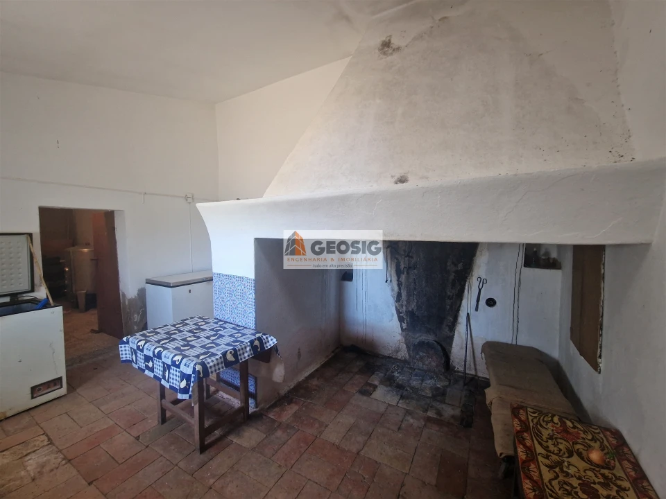 Moradia T2 para Venda em São Barnabe Foto 13