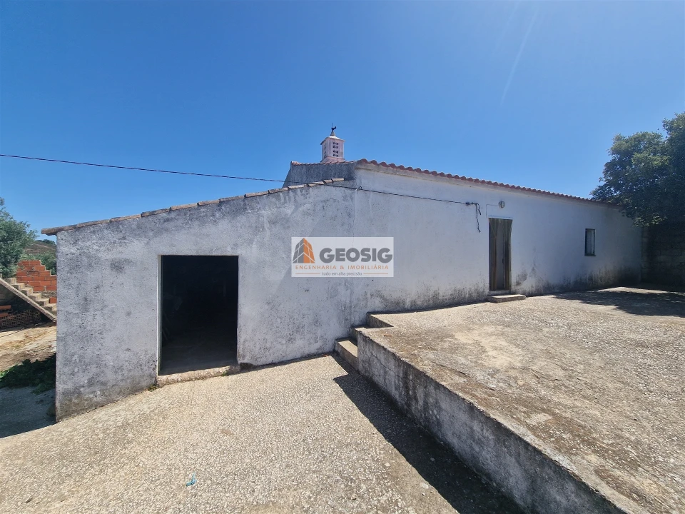 Moradia T2 para Venda em São Barnabe Foto 6