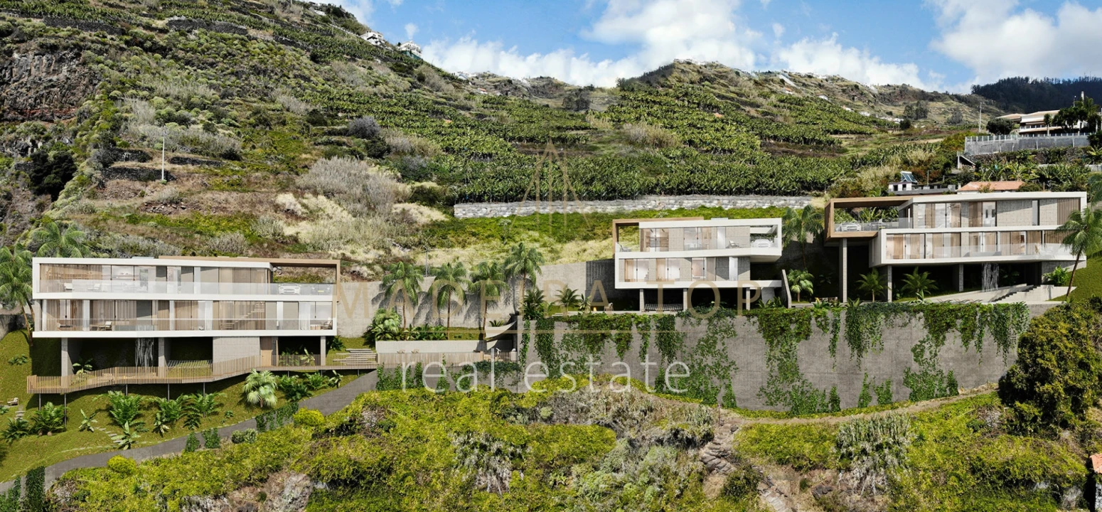 Moradia T3 para Venda em Arco da Calheta Foto 4