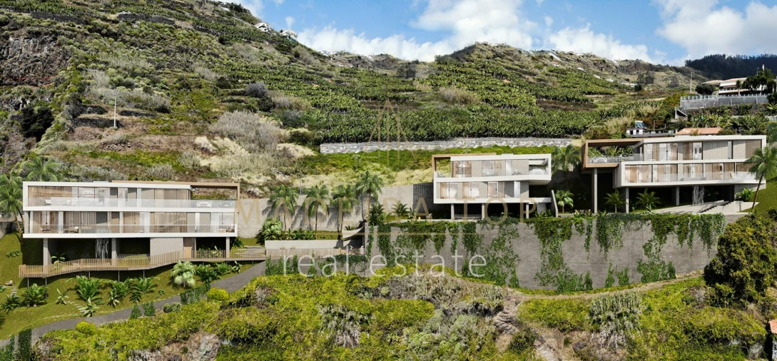Moradia T3 para Venda em Arco da Calheta Foto 4