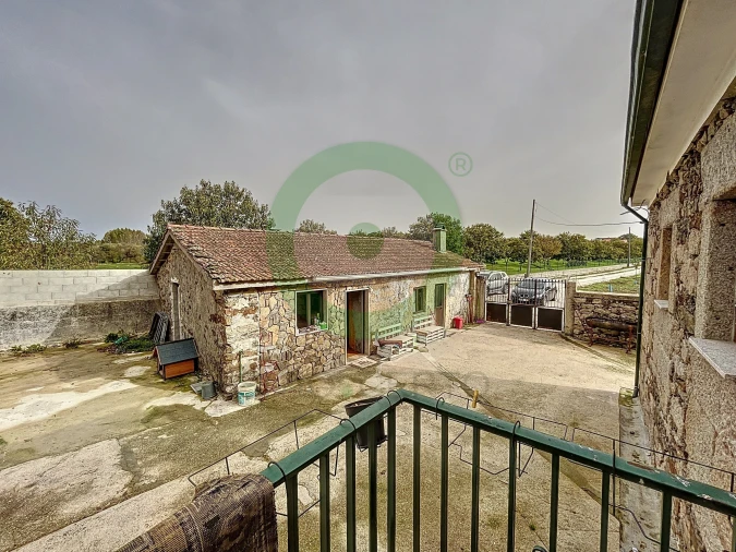 Quinta T3 para Venda em São João da Corveira Foto 9