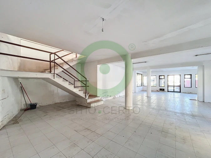 Loja para Venda em Madalena e Samaiões Foto 4